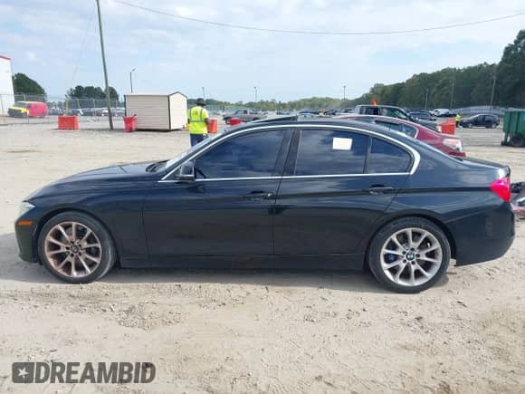 2014 BMW 3 Series 335i with VIN WBA3A9C57EF479637, listed as a IAAI auction lot 43428551 with 130,907 mi miles and . Bid and sale history available at DreamBid. Image 14.