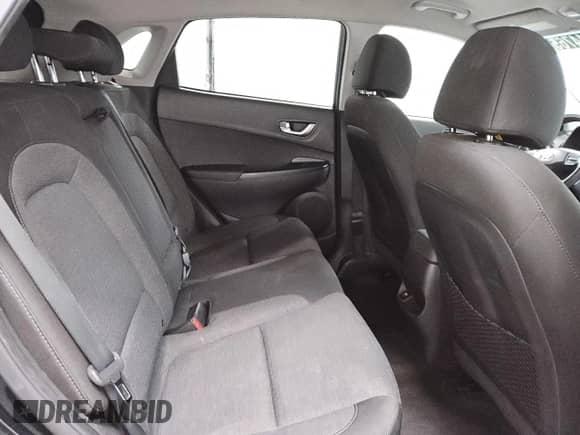 2023 Hyundai Kona SE z VIN KM8K23AG1PU191555, wystawiony jako Copart lot #72044765 z przebiegiem 74 009 mil mil oraz Nie do naprawy • Non repairable. Historia ofert i sprzedaży dostępna na DreamBid. Obrazek 11.
