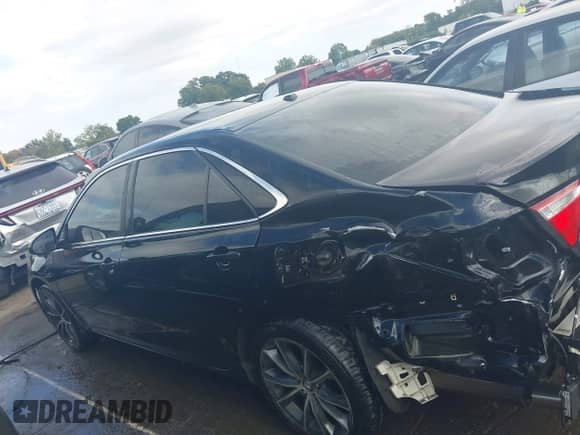 2017 Toyota Camry XSE with VIN 4T1BK1FK0HU582666, listed as a IAAI auction lot 43409018 with 118,375 mi miles and . Bid and sale history available at DreamBid. Image 15.