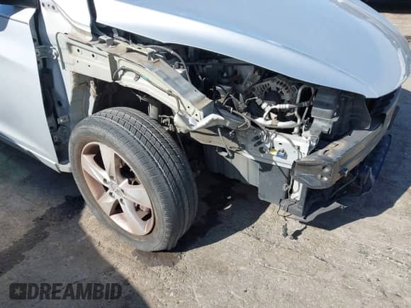 2013 Hyundai Elantra GLS с VIN KMHDH4AE4DU986042, выставлен на аукционе IAAI как лот 43396089 с пробегом 97 840 миль миль и . История ставок и продаж доступна на DreamBid. Изображение 18.
