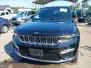 2023 Jeep Grand Cherokee Summit z VIN 1C4RJHEGXPC543650, wystawiony jako IAAI lot #43204572 z przebiegiem 50 036 mil mil oraz . Historia ofert i sprzedaży dostępna na DreamBid. Obrazek 12.