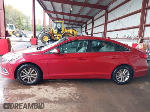 2017 Hyundai Sonata 2.4L с VIN 5NPE24AF9HH594998, выставлен на аукционе IAAI как лот 43277850 с пробегом 85 423 миль миль и . История ставок и продаж доступна на DreamBid. Изображение 14.