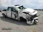 2020 Chevrolet Silverado 2500HD High Country z VIN 1GC4YREY2LF113561, wystawiony jako Copart lot #68134545 z przebiegiem Nie podano mil oraz Szkoda całkowita • Salvage title. Historia ofert i sprzedaży dostępna na DreamBid. Obrazek 4.