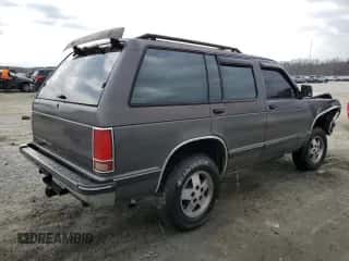 1992 Chevrolet Blazer с VIN 1GNDT13Z1N2170251, выставлен на аукционе Copart как лот 43741025 с пробегом 204 428 миль миль и Списание • Salvage title. История ставок и продаж доступна на DreamBid. Изображение 3.