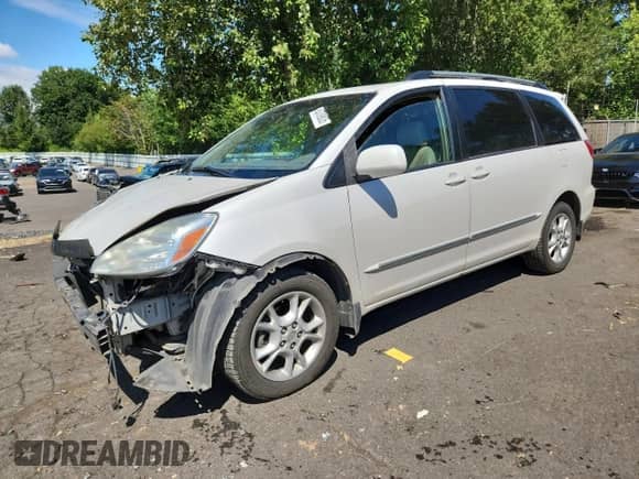 2004 Toyota Sienna XLE z VIN 5TDBA22C84S022517, wystawiony jako Copart lot #63709835 z przebiegiem 183 060 mil mil oraz Szkoda całkowita • Salvage title. Historia ofert i sprzedaży dostępna na DreamBid. Obrazek 1.