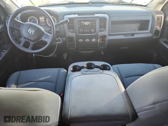 2013 Ram 1500 Tradesman z VIN 1C6RR6FP8DS683944, wystawiony jako Copart lot #71063915 z przebiegiem 164 229 mil mil oraz Szkoda całkowita • Salvage title. Historia ofert i sprzedaży dostępna na DreamBid. Obrazek 8.