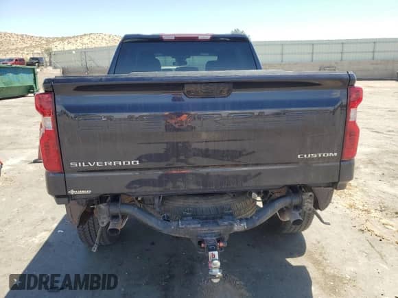 2024 Chevrolet Silverado 1500 Custom Trail Boss z VIN 3GCUDCE81RG113566, wystawiony jako Copart lot #54438685 z przebiegiem 28 275 mil mil oraz Szkoda całkowita • Salvage title. Historia ofert i sprzedaży dostępna na DreamBid. Obrazek 6.