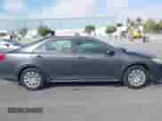 2013 Toyota Camry LE z VIN 4T1BD1FK7DU073372, wystawiony jako IAAI lot #42475919 z przebiegiem 309 549 mil mil oraz . Historia ofert i sprzedaży dostępna na DreamBid. Obrazek 13.