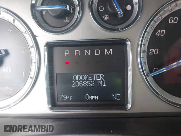 2013 Cadillac Escalade Luxury с VIN 1GYS3BEFXDR127777, выставлен на аукционе IAAI как лот 42390040 с пробегом 206 852 миль миль и . История ставок и продаж доступна на DreamBid. Изображение 15.