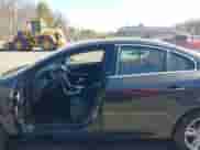 2015 Volvo S60 T5 Premier с VIN YV1612TB3F2315107, выставлен на аукционе IAAI как лот 41911081 с пробегом 121 149 миль миль и . История ставок и продаж доступна на DreamBid. Изображение 15.