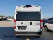 2020 Ram ProMaster Cargo z VIN 3C6TRVBG0LE119423, wystawiony jako Copart lot #71043625 z przebiegiem 130 202 mil mil oraz Szkoda całkowita • Salvage title. Historia ofert i sprzedaży dostępna na DreamBid. Obrazek 6.