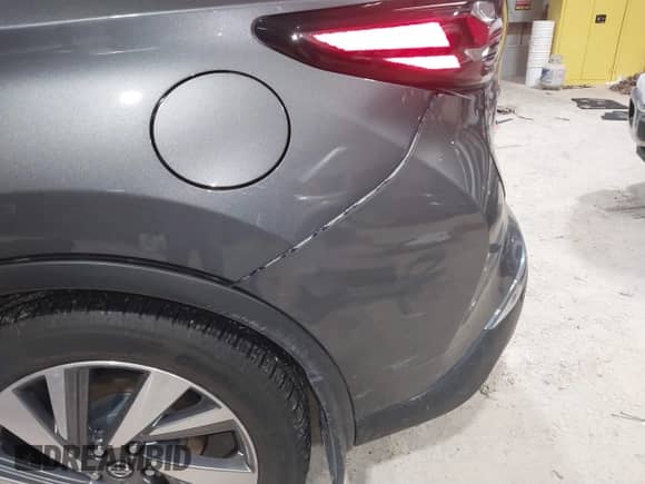 2019 Nissan Murano SL с VIN 5N1AZ2MS6KN143523, выставлен на аукционе IAAI как лот 41212120 с пробегом 99 812 миль миль и . История ставок и продаж доступна на DreamBid. Изображение 6.