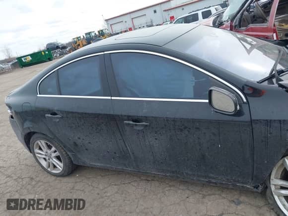 2013 Volvo S60 T5 с VIN YV1612FHXD2186540, выставлен на аукционе IAAI как лот 41428794 с пробегом 116 873 миль миль и . История ставок и продаж доступна на DreamBid. Изображение 13.