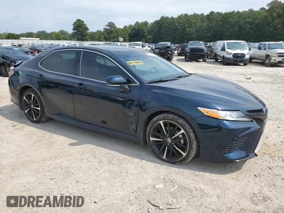2020 Toyota Camry XSE with VIN 4T1K61AKXLU502228, listed as a Copart auction lot 80282785 with 70,217 mi miles and Salvage title. Bid and sale history available at DreamBid. Image 4.