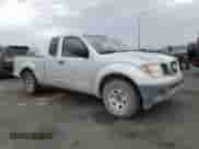 2007 Nissan Frontier XE with VIN 1N6BD06T97C416407, listed as a Copart auction lot 69879025 with 195,712 mi miles and Salvage title. Bid and sale history available at DreamBid. Image 4.