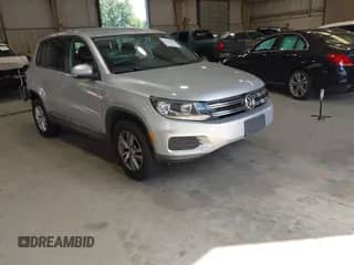 2013 Volkswagen Tiguan S с VIN WVGAV3AX8DW625733, выставлен на аукционе IAAI как лот 43263085 с пробегом 153 089 миль миль и . История ставок и продаж доступна на DreamBid. Изображение 1.