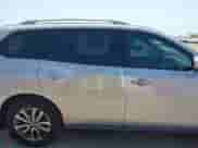 2015 Nissan Pathfinder SL с VIN 5N1AR2MN4FC698515, выставлен на аукционе IAAI как лот 41853681 с пробегом 179 260 миль миль и . История ставок и продаж доступна на DreamBid. Изображение 13.