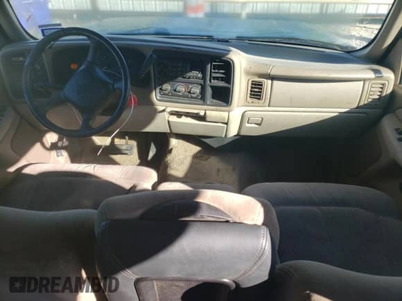 2002 Chevrolet Suburban LT z VIN 1GNEC16Z12J190100, wystawiony jako Copart lot #76622984 z przebiegiem 341 365 mil mil oraz Szkoda całkowita • Salvage title. Historia ofert i sprzedaży dostępna na DreamBid. Obrazek 8.