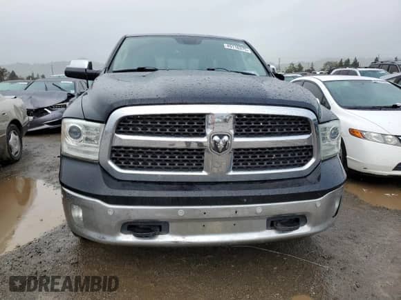 2014 Ram 1500 Laramie z VIN 1C6RR7VMXES329308, wystawiony jako Copart lot #49116375 z przebiegiem 148 881 mil mil oraz Szkoda całkowita • Salvage title. Historia ofert i sprzedaży dostępna na DreamBid. Obrazek 5.