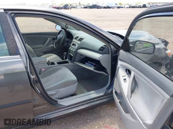 2010 Toyota Camry с VIN 4T4BF3EK2AR056519, выставлен на аукционе IAAI как лот 42873024 с пробегом Не указан миль и . История ставок и продаж доступна на DreamBid. Изображение 5.