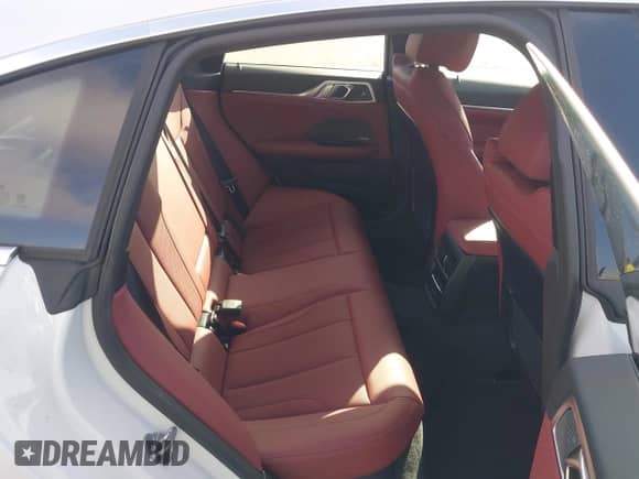 2024 BMW i4 eDrive35 с VIN WBY43AW08RFT12002, выставлен на аукционе IAAI как лот 42485146 с пробегом 6 327 миль миль и . История ставок и продаж доступна на DreamBid. Изображение 8.