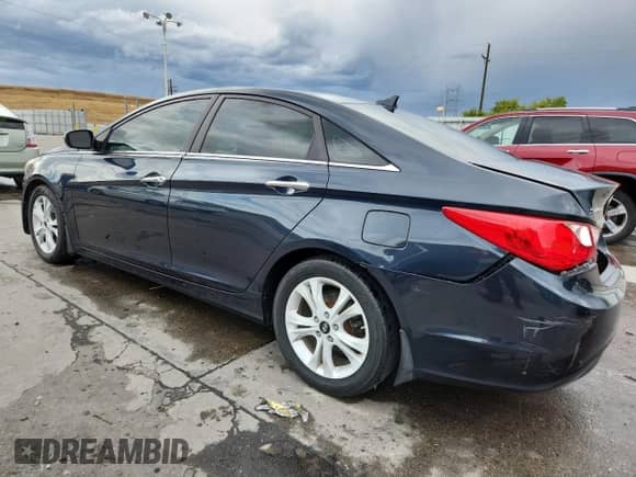 2011 Hyundai Sonata SE with VIN 5NPEC4AC1BH124393, listed as a Copart auction lot 82103755 with 180,447 mi miles and Salvage title. Bid and sale history available at DreamBid. Image 2.