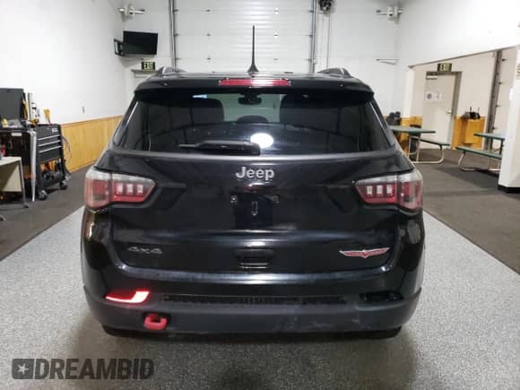 2018 Jeep Compass Trailhawk z VIN 3C4NJDDB6JT350761, wystawiony jako Copart lot #80535565 z przebiegiem 85 147 mil mil oraz Czysty tytuł • Clean title. Historia ofert i sprzedaży dostępna na DreamBid. Obrazek 6.