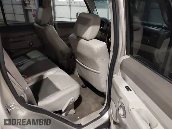 2008 Jeep Commander Limited с VIN 1J8HG58228C211303, выставлен на аукционе IAAI как лот 41362162 с пробегом 163 542 миль миль и . История ставок и продаж доступна на DreamBid. Изображение 8.