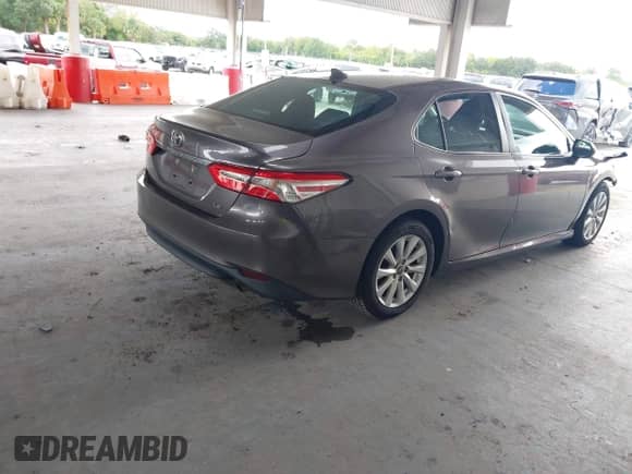 2019 Toyota Camry SE z VIN 4T1B11HK8KU763229, wystawiony jako IAAI lot #43320855 z przebiegiem 99 256 mil mil oraz . Historia ofert i sprzedaży dostępna na DreamBid. Obrazek 4.