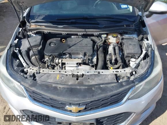2018 Chevrolet Cruze LT с VIN 1G1BE5SM8J7182331, выставлен на аукционе IAAI как лот 43394157 с пробегом Не указан миль и . История ставок и продаж доступна на DreamBid. Изображение 10.