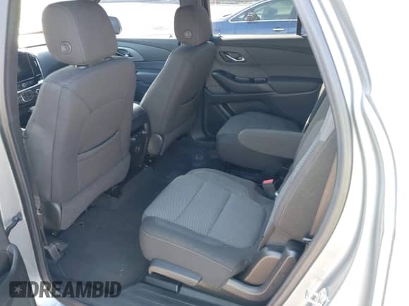 2023 Chevrolet Traverse LT Cloth z VIN 1GNERGKW8PJ129783, wystawiony jako IAAI lot #43334491 z przebiegiem 23 229 mil mil oraz . Historia ofert i sprzedaży dostępna na DreamBid. Obrazek 8.