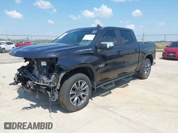 2024 Chevrolet Silverado 1500 LT with VIN 1GCPACED3RZ392571, listed as a IAAI auction lot 43213638 with 10,099 mi miles and . Bid and sale history available at DreamBid. Image 17.