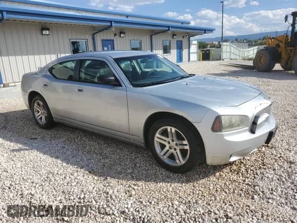 2008 Dodge Charger с VIN 2B3KA43R08H102320, выставлен на аукционе Copart как лот 70438134 с пробегом 142 963 миль миль и Чистый • Clean title. История ставок и продаж доступна на DreamBid. Изображение 4.