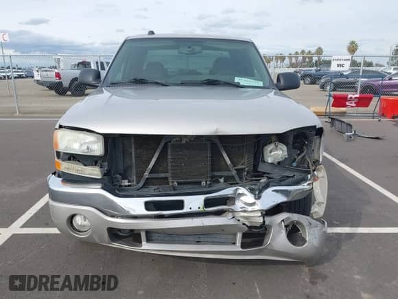 2004 GMC Sierra 1500 SLE z VIN 2GTEK13T341371997, wystawiony jako IAAI lot #41495241 z przebiegiem 218 333 mil mil oraz . Historia ofert i sprzedaży dostępna na DreamBid. Obrazek 13.