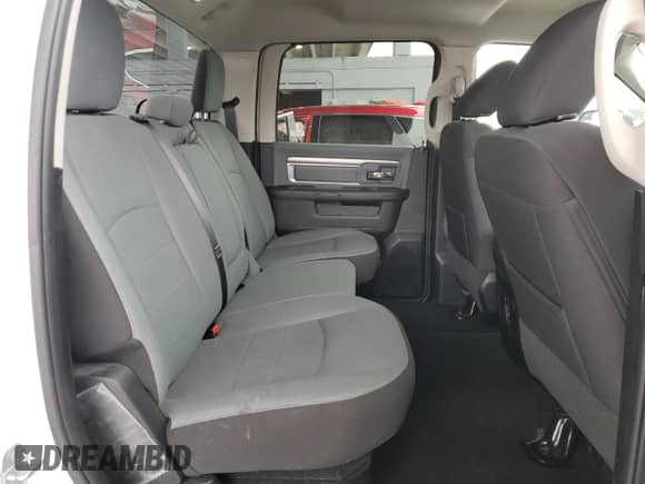 2023 Ram 1500 SLT z VIN 1C6RR6LG7PS518492, wystawiony jako Copart lot #42178125 z przebiegiem 50 670 mil mil oraz Nie do naprawy • Non repairable. Historia ofert i sprzedaży dostępna na DreamBid. Obrazek 10.