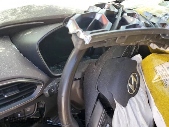 2019 Hyundai Santa Fe Limited z VIN 5NMS53AA6KH023997, wystawiony jako Copart lot #49528495 z przebiegiem Nie podano mil oraz Nie do naprawy • Non repairable. Historia ofert i sprzedaży dostępna na DreamBid. Obrazek 9.