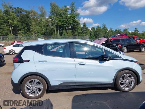 2022 Chevrolet Bolt EV 1LT с VIN 1G1FW6S01N4123923, выставлен на аукционе IAAI как лот 43150699 с пробегом 18 951 миль миль и . История ставок и продаж доступна на DreamBid. Изображение 13.