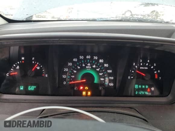 2010 Dodge Journey SXT z VIN 3D4PG5FV8AT140198, wystawiony jako Copart lot #80118575 z przebiegiem 212 976 mil mil oraz Szkoda całkowita • Salvage title. Historia ofert i sprzedaży dostępna na DreamBid. Obrazek 9.