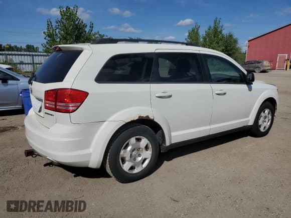 2010 Dodge Journey SE with VIN 3D4PG4FB6AT139731, listed as a Copart auction lot 81376585 with 305,168 mi miles and Clean title. Bid and sale history available at DreamBid. Image 3.