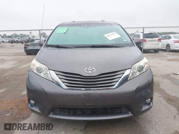 2013 Toyota Sienna XLE AAS with VIN 5TDYK3DCXDS302031, listed as a IAAI auction lot 43111515 with 168,838 mi miles and . Bid and sale history available at DreamBid. Image 12.