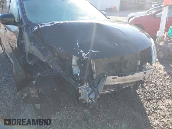 2014 Nissan Pathfinder SV z VIN 5N1AR2MN4EC704490, wystawiony jako IAAI lot #41453742 z przebiegiem 180 951 mil mil oraz . Historia ofert i sprzedaży dostępna na DreamBid. Obrazek 6.