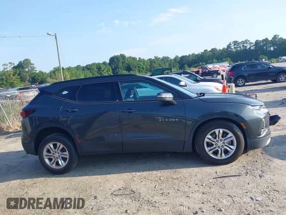 2019 Chevrolet Blazer with VIN 3GNKBDRS2KS648120, listed as a IAAI auction lot 42845147 with 45,439 mi miles and . Bid and sale history available at DreamBid. Image 13.