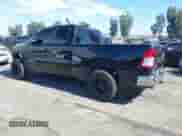 2020 Ram 1500 Big Horn z VIN 1C6RREBT2LN259296, wystawiony jako IAAI lot #42627297 z przebiegiem 90 696 mil mil oraz . Historia ofert i sprzedaży dostępna na DreamBid. Obrazek 3.