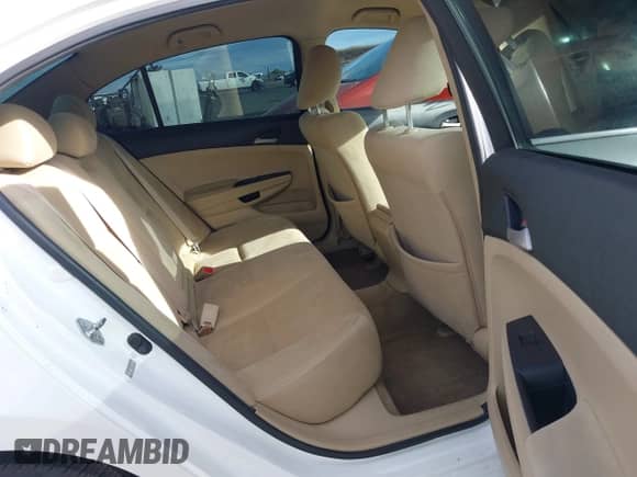 2011 Honda Accord LX z VIN 1HGCP2F36BA056352, wystawiony jako IAAI lot #43311331 z przebiegiem 196 125 mil mil oraz . Historia ofert i sprzedaży dostępna na DreamBid. Obrazek 8.