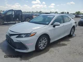 2023 Toyota Camry LE с VIN 4T1C11AK1PU184167, выставлен на аукционе Copart как лот 63689135 с пробегом 42 134 миль миль и Списание • Salvage title. История ставок и продаж доступна на DreamBid. Изображение 1.
