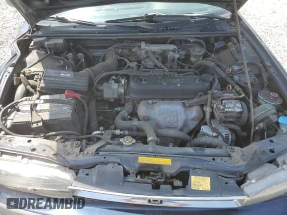 1991 Honda Accord LX z VIN JHMCB7651MC041128, wystawiony jako Copart lot #60575175 z przebiegiem 202 380 mil mil oraz Szkoda całkowita • Salvage title. Historia ofert i sprzedaży dostępna na DreamBid. Obrazek 11.