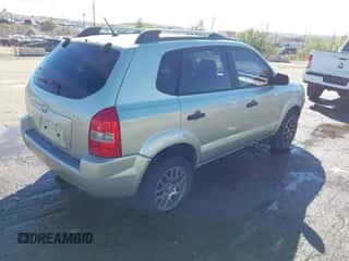 2007 Hyundai Tucson GLS with VIN KM8JM12B77U529232, listed as a IAAI auction lot 43548616 with 134,182 mi miles and . Bid and sale history available at DreamBid. Image 4.