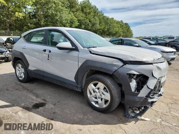 2024 Hyundai Kona SE с VIN KM8HA3AB6RU040862, выставлен на аукционе Copart как лот 85362005 с пробегом 6 498 миль миль и Списание • Salvage title. История ставок и продаж доступна на DreamBid. Изображение 4.