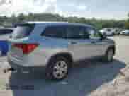 2016 Honda Pilot LX z VIN 5FNYF6H17GB024521, wystawiony jako Copart lot #65635625 z przebiegiem 168 863 mil mil oraz Szkoda całkowita • Salvage title. Historia ofert i sprzedaży dostępna na DreamBid. Obrazek 3.