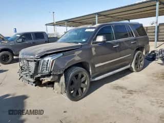 2015 Cadillac Escalade Luxury with VIN 1GYS3MKJ3FR518812, listed as a Copart auction lot 64575205 with 157,671 mi miles and Salvage title. Bid and sale history available at DreamBid. Image 1.